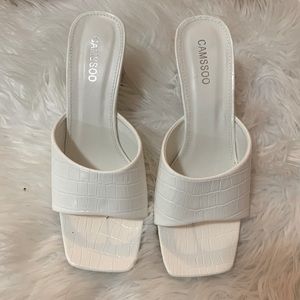 Croc square toe heel